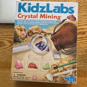 Crystal Mining Kit - KidzLabs
